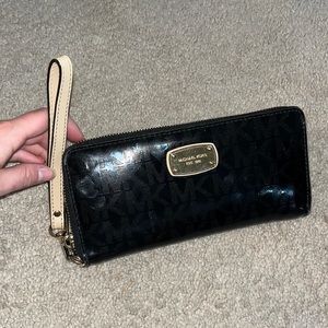 Michael Kors wallet